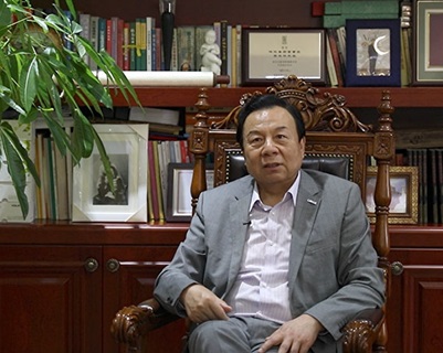 全國(guó)人大代表李曉林:建立長(zhǎng)效機(jī)制，利用電商實(shí)現(xiàn)精準(zhǔn)脫貧