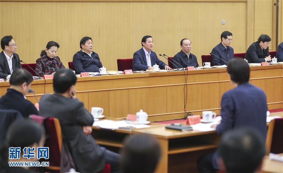 3月17日，中共中央政治局委員、中央書記處書記、中宣部部長劉奇葆在北京出席中華優(yōu)秀傳統(tǒng)文化傳承發(fā)展工作座談會。 新華社記者丁林?jǐn)z