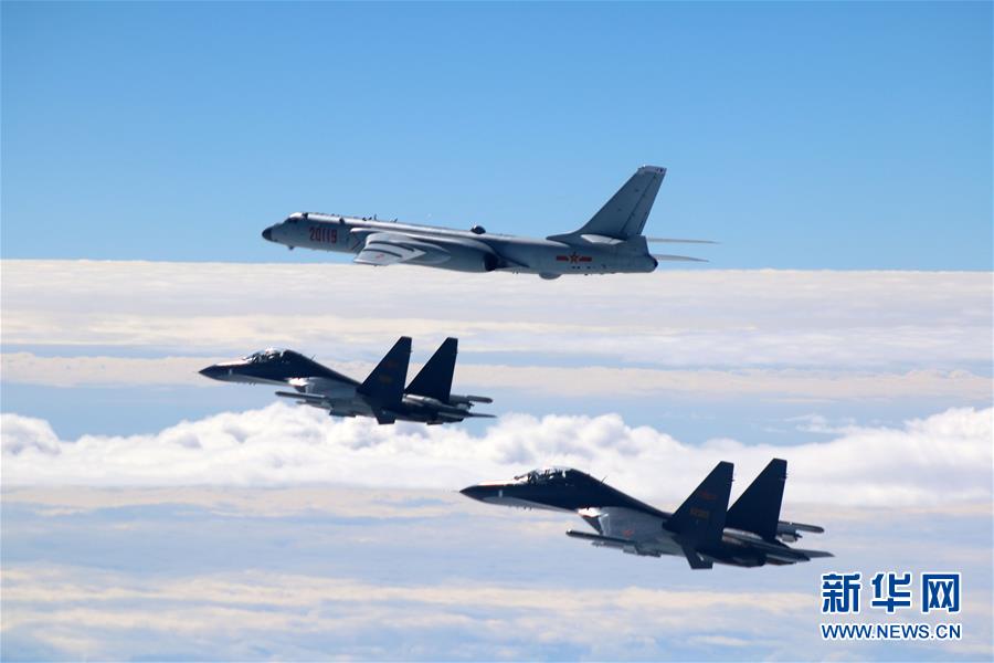（新華全媒頭條·圖文互動(dòng)）（7）戰(zhàn)鷹，為祖國(guó)奮飛——記空軍航空兵某旅旅長(zhǎng)、特級(jí)飛行員郝井文