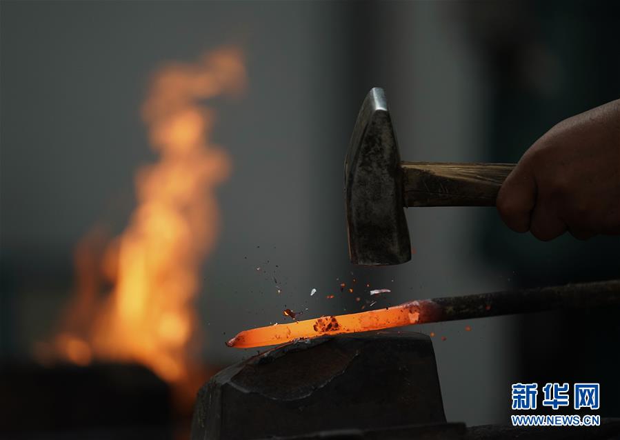 （走向我們的小康生活·決戰(zhàn)決勝脫貧攻堅(jiān)·圖文互動(dòng)）（2）甘青交界處的跨越——保安族、撒拉族的脫貧故事