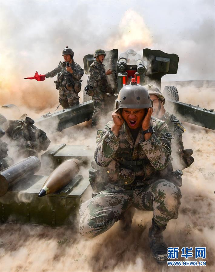 （新華全媒頭條·圖文互動）（9）沿著中國特色強軍之路闊步前進(jìn)——黨中央、中央軍委領(lǐng)導(dǎo)推進(jìn)國防和軍隊建設(shè)70年紀(jì)實