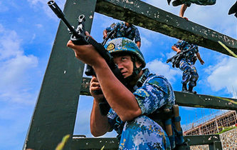 海軍陸戰(zhàn)隊特種障礙訓練，敢來嗎？