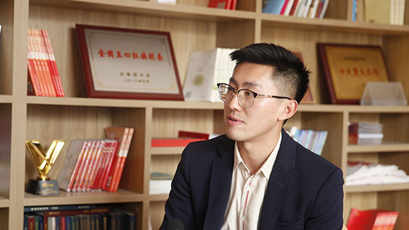 “鋼鐵人”是怎樣煉成的？