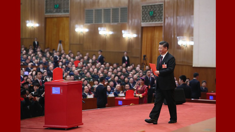 習(xí)近平當(dāng)選國(guó)家主席、中央軍委主席