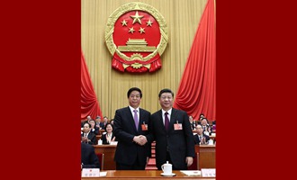 習(xí)近平當(dāng)選國(guó)家主席、中央軍委主席