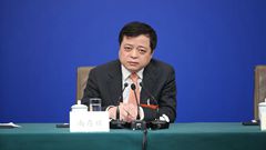 全國政協(xié)常委、全國工商聯(lián)副主席、正泰集團(tuán)董事長 南存輝