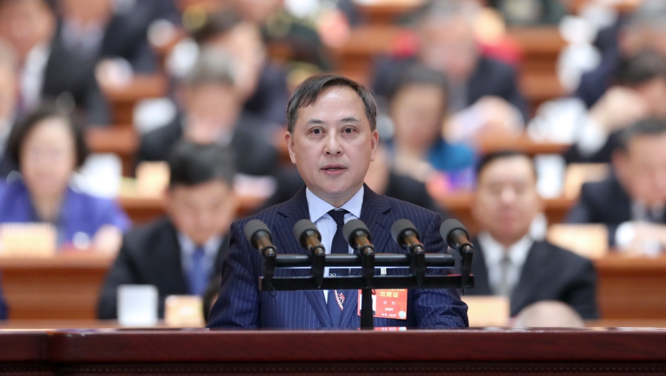 重慶醫(yī)科大學(xué)附屬第二醫(yī)院院長，重慶黨外知識分子聯(lián)誼會副會長 任紅