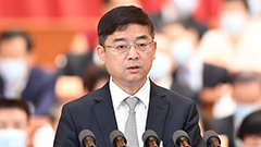全國(guó)政協(xié)副秘書長(zhǎng)，農(nóng)工黨中央副主席兼秘書長(zhǎng) 曲鳳宏